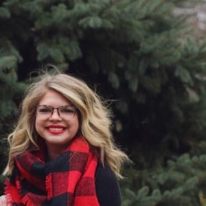 Meet your Posher, Liz